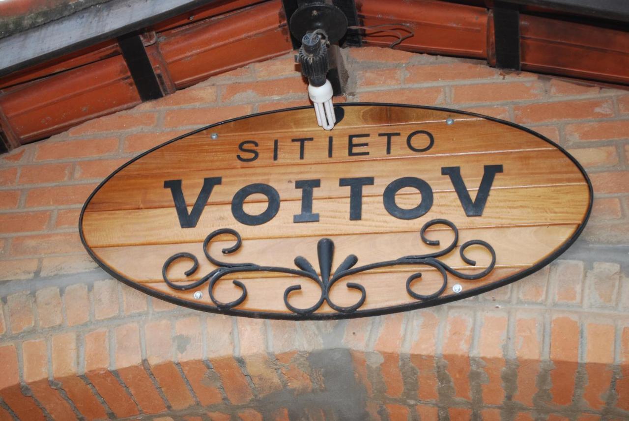 Pousada Sitieto Voitov Aluminio 外观 照片